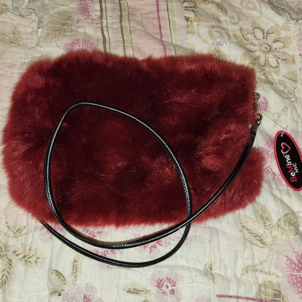 Burgundy faux fur muff baguette NWT
